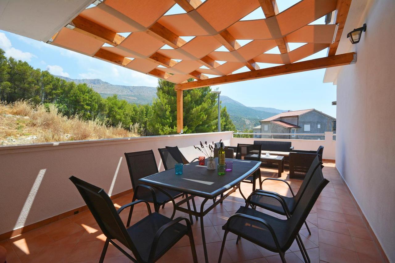Apartment Wild Rose Podstrana Exterior foto